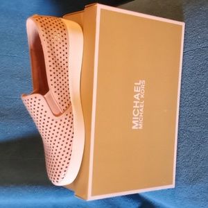 Women canvas shoe